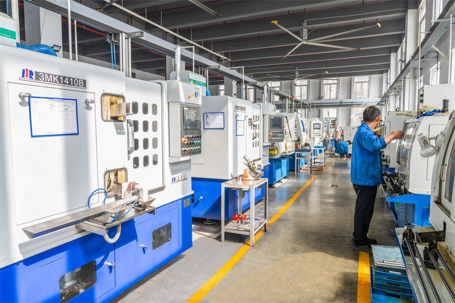 Ulkorengaskanavan hiomakone